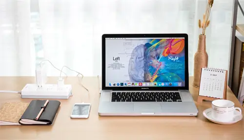 波兰到杭州旅游